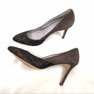 Johnston & Murphy Brown Suede Leopard Animal Fur Pumps Heels 7